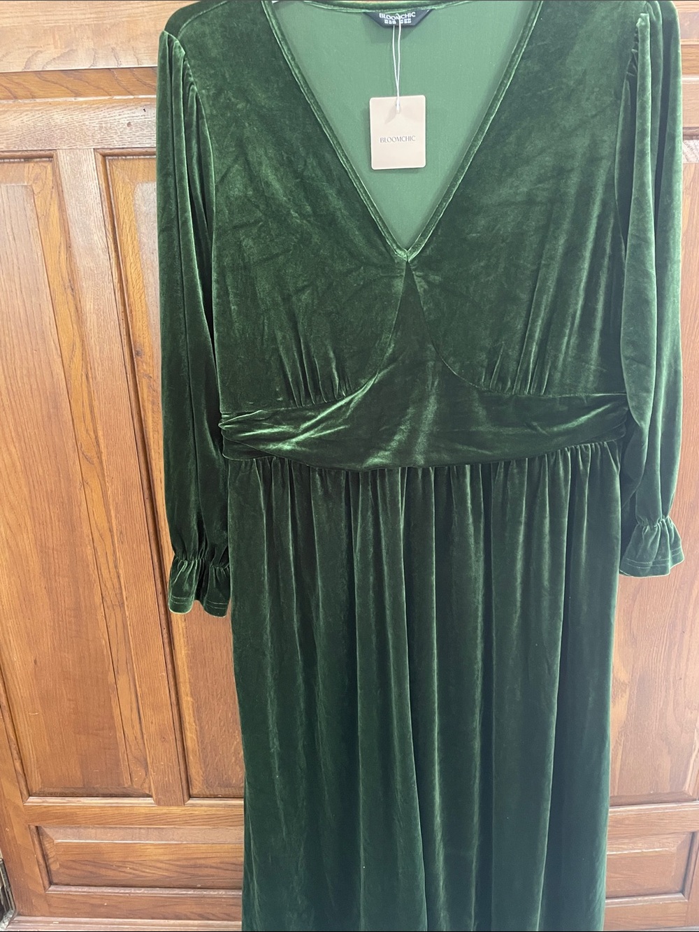Bloom Chic Deep Emerald Velvet like V-Neck long sleeve Maxi Dress Sz. 18/20 soft